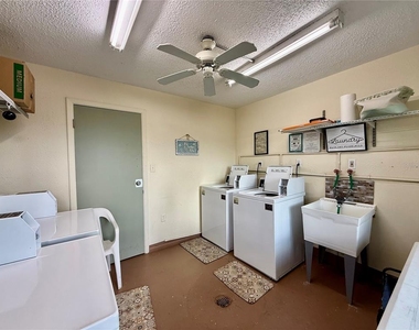 11700 Park Boulevard - Photo Thumbnail 13