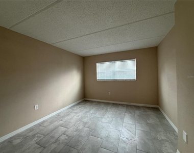 11700 Park Boulevard - Photo Thumbnail 12