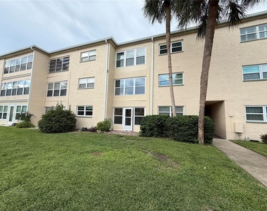 11700 Park Boulevard - Photo Thumbnail 8