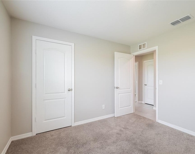 1571 Swan Lake Circle - Photo Thumbnail 8