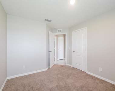 1571 Swan Lake Circle - Photo Thumbnail 9