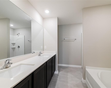 1571 Swan Lake Circle - Photo Thumbnail 12