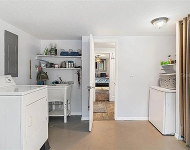10426 Valencia Road - Photo Thumbnail 17