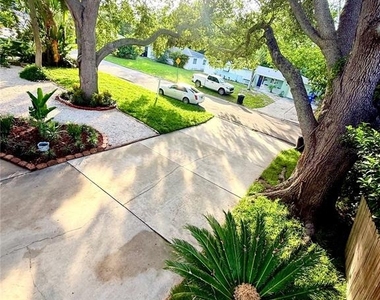 1557 Robinson Drive N - Photo Thumbnail 33