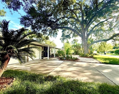 1557 Robinson Drive N - Photo Thumbnail 30