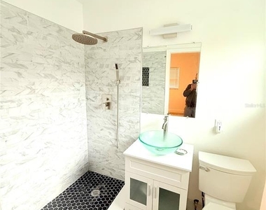 1557 Robinson Drive N - Photo Thumbnail 14