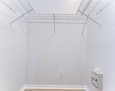 29619 Allegro Drive - Photo Thumbnail 13