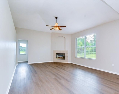 29619 Allegro Drive - Photo Thumbnail 22