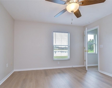 29619 Allegro Drive - Photo Thumbnail 31
