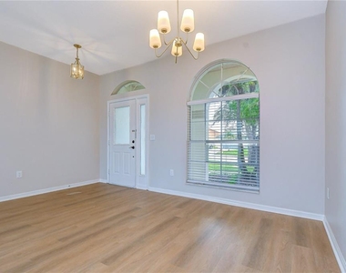 29619 Allegro Drive - Photo Thumbnail 5