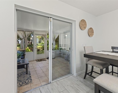 1012 Brenton Leaf Drive - Photo Thumbnail 24