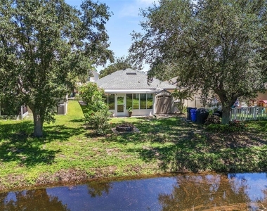1012 Brenton Leaf Drive - Photo Thumbnail 30