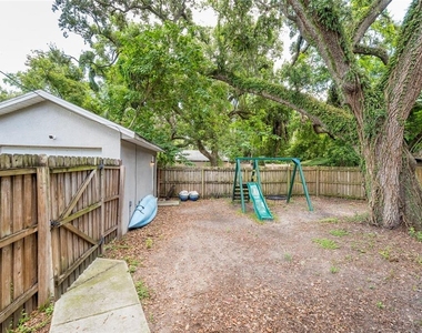 8213 N Klondyke Street - Photo Thumbnail 21