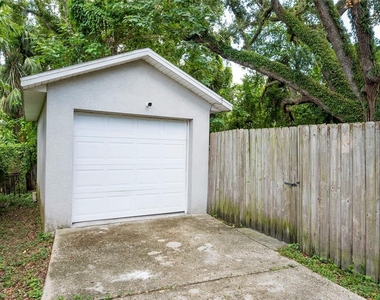 8213 N Klondyke Street - Photo Thumbnail 24