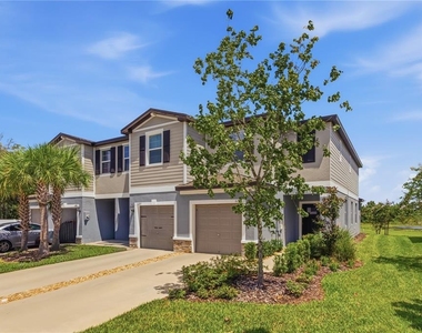 6280 Shiner Street - Photo Thumbnail 4