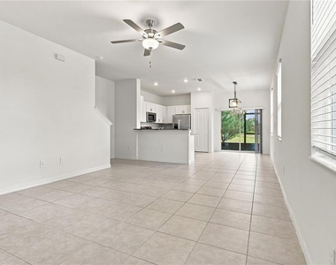 6280 Shiner Street - Photo Thumbnail 7