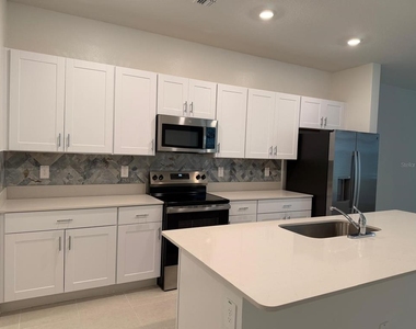 36206 Obsidian Lane - Photo Thumbnail 5