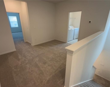36206 Obsidian Lane - Photo Thumbnail 11
