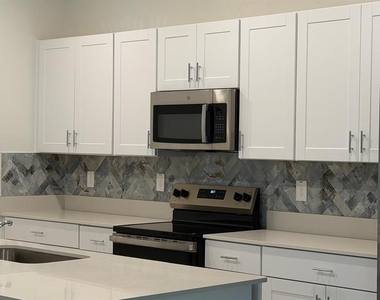 36206 Obsidian Lane - Photo Thumbnail 6