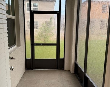 36206 Obsidian Lane - Photo Thumbnail 10