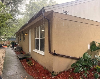 9406 N Hartts Drive - Photo Thumbnail 3