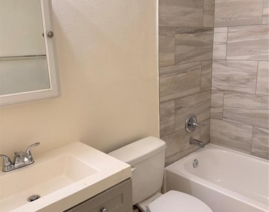 9406 N Hartts Drive - Photo Thumbnail 22