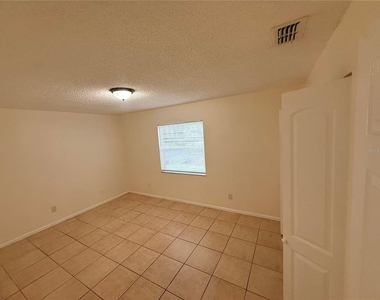 9406 N Hartts Drive - Photo Thumbnail 16