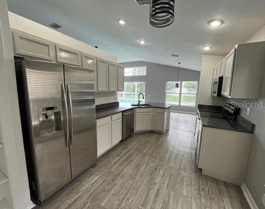 5513 Terrain De Golf Drive - Photo Thumbnail 6
