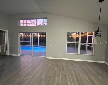 5513 Terrain De Golf Drive - Photo Thumbnail 17
