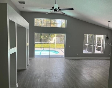 5513 Terrain De Golf Drive - Photo Thumbnail 16