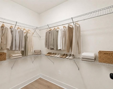 1070 E Church Street - Photo Thumbnail 22