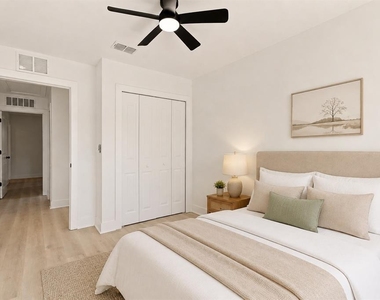 1070 E Church Street - Photo Thumbnail 18