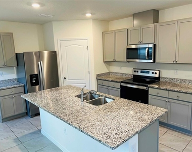 2642 Angel Falls Dr - Photo Thumbnail 6