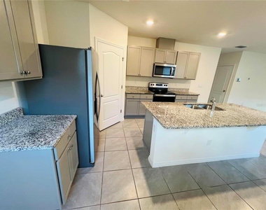 2642 Angel Falls Dr - Photo Thumbnail 10