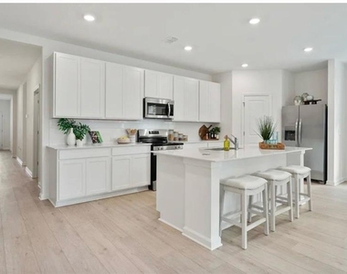 5538 Lewisham Drive - Photo Thumbnail 19