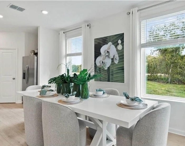 5538 Lewisham Drive - Photo Thumbnail 20