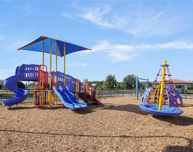 5538 Lewisham Drive - Photo Thumbnail 43