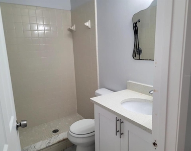 3254 Chesswood Avenue - Photo Thumbnail 9