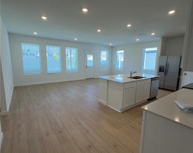 5101 Flaxleaf Street - Photo Thumbnail 5