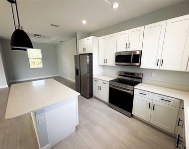 14097 Clarissa Lane - Photo Thumbnail 3
