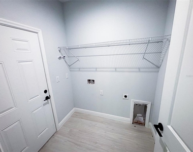 14097 Clarissa Lane - Photo Thumbnail 7