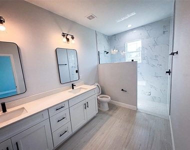 14097 Clarissa Lane - Photo Thumbnail 5