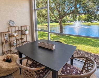 11180 Windsor Place Circle - Photo Thumbnail 27