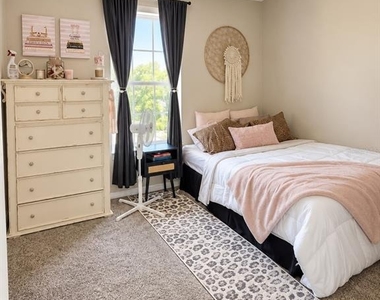 11180 Windsor Place Circle - Photo Thumbnail 18
