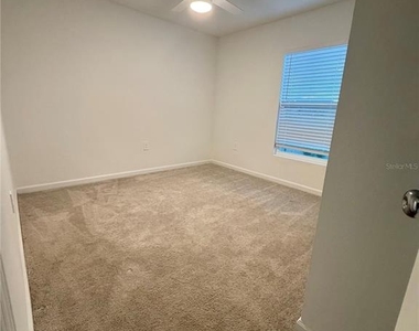 2704 Pioneer Trail - Photo Thumbnail 11