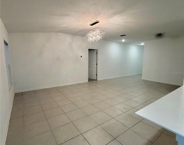 2704 Pioneer Trail - Photo Thumbnail 8
