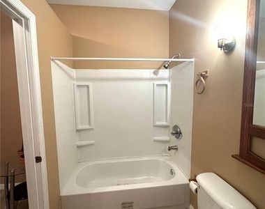 3212 Hopewell Drive - Photo Thumbnail 30