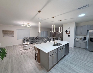 3013 Moulin Road - Photo Thumbnail 5