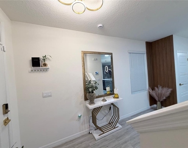 3013 Moulin Road - Photo Thumbnail 2