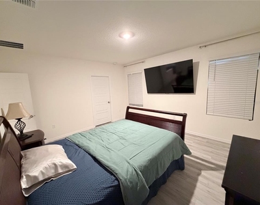 3013 Moulin Road - Photo Thumbnail 25